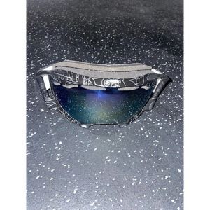 Oakley Snowboarding Goggles For Men with Black & White Design